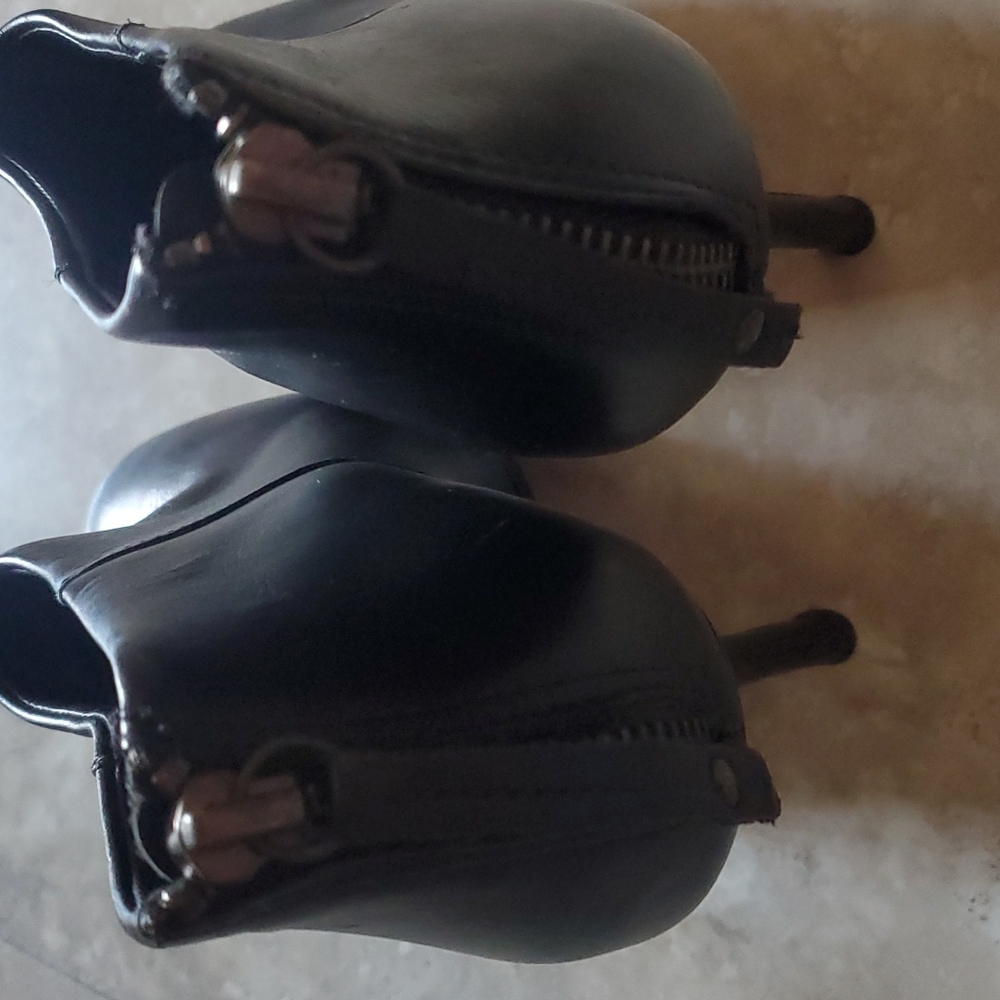 Made in Brazil solid leather Booties - Picture 5 of 5